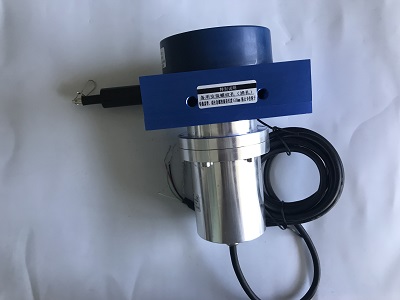 4��ˮ������λ�ƾ��x������